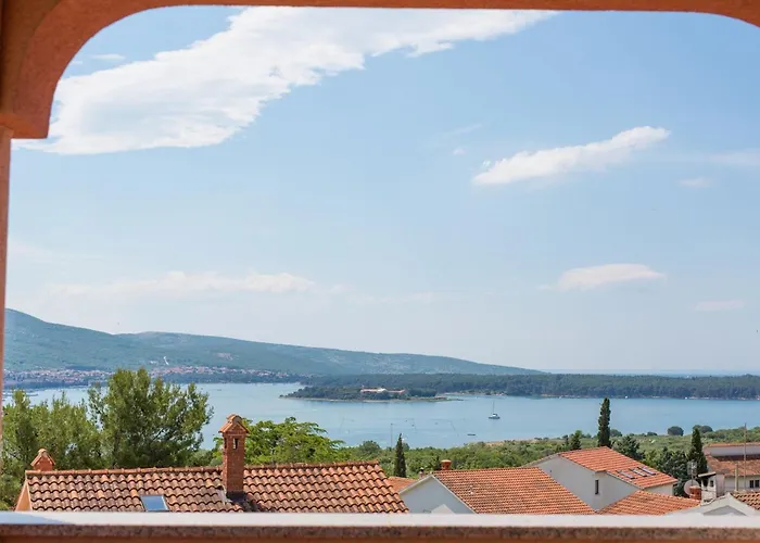 Apartment Two Bedroom With Terrace And Sea View Kornić