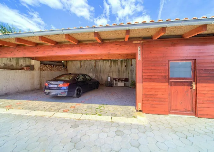 Two Bedroom With Terrace And Sea View Apartment
