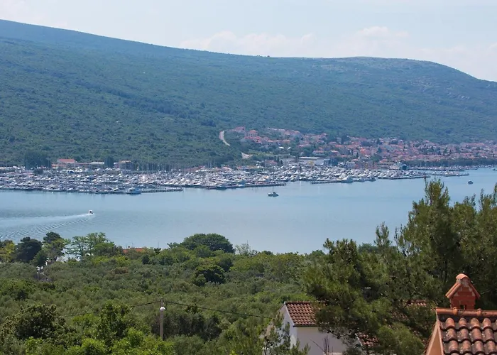 Διαμέρισμα Two Bedroom With Terrace And Sea View *